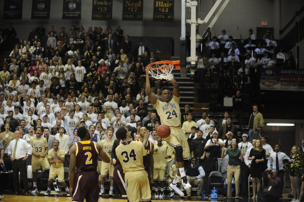 Justin Gordon dunks during Wofford’s home opener against Iona.