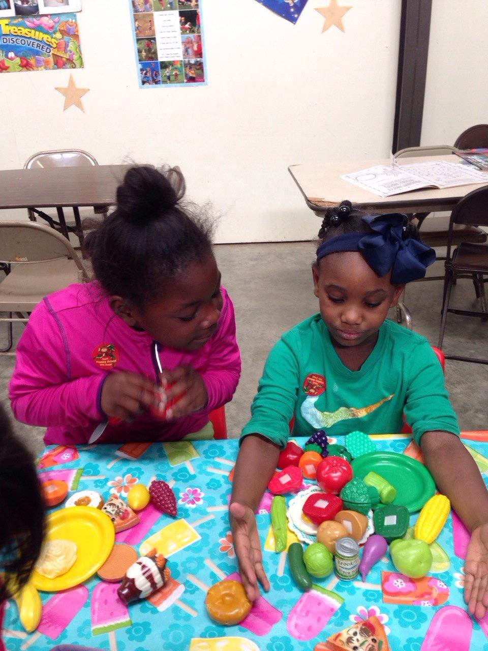 Arcadia Elementary students pick healthy foods from the options presented to them.