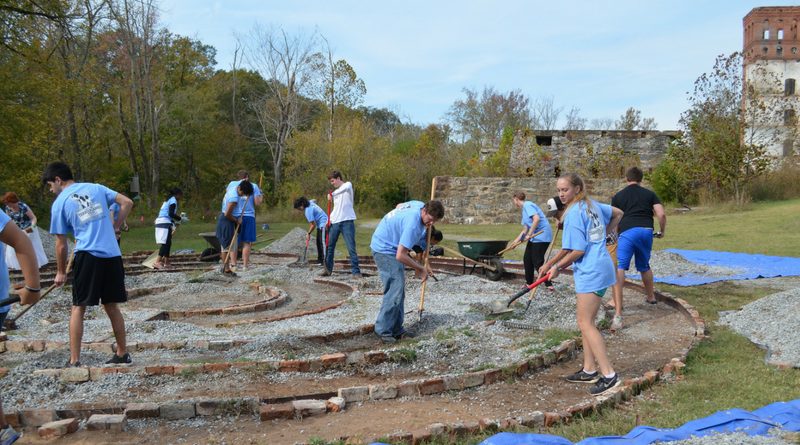 First-year students renovate labyrinth