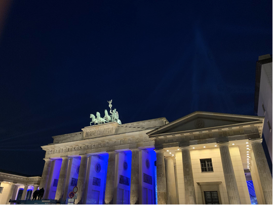 The Brandenburg Gate, a famous border area between East and West Berlin 