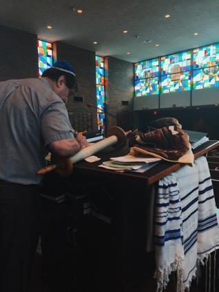 The Interim structure allowed the class to take several field trips, including this one to Congregation B’nai Israel, a Jewish synagogue in Spartanburg
