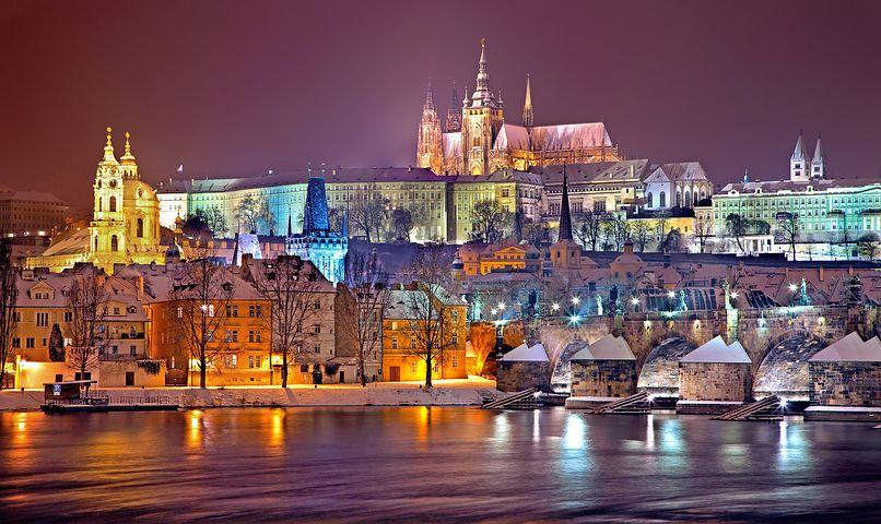 +Prague+lies+in+the+center+of+Europe%2C+offering+breathtaking+architecture+and+a+captivating+history.+Photo+from+SmugMug.