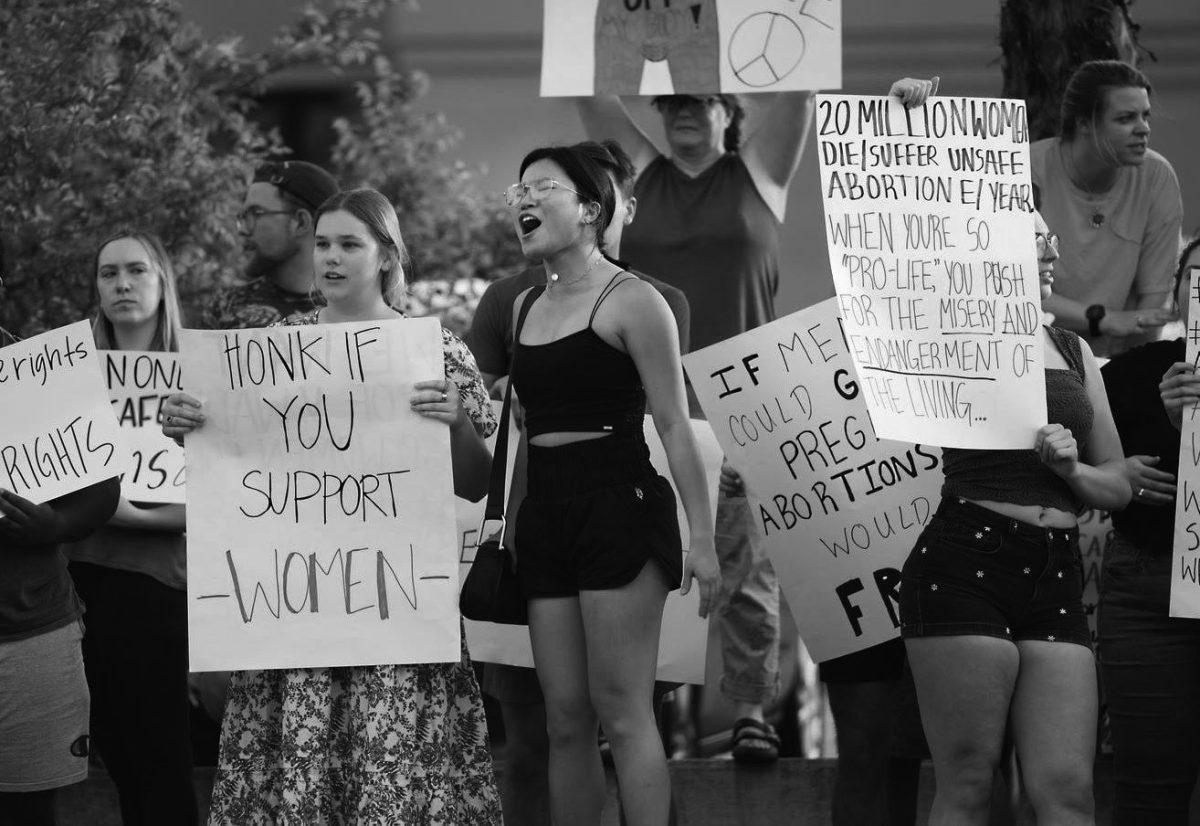 Photo courtesy of Alex Hicks Jr.
Wofford students protesting outside of the Carolina Pregnancy Center’s Gala.