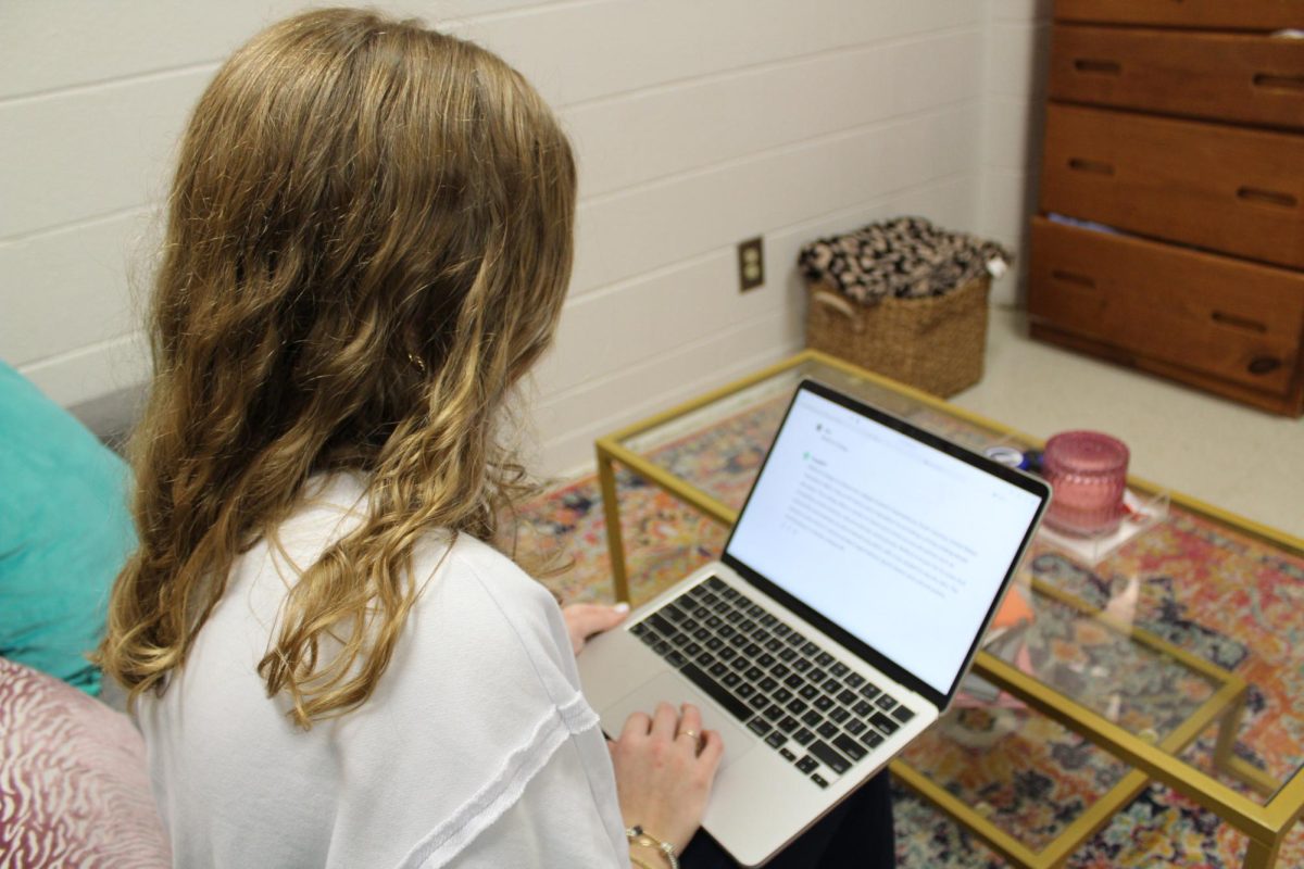 McNally Sowell ‘26 accesses an AI system on her computer. Wofford College is currently addressing the use of AI in the academic setting.